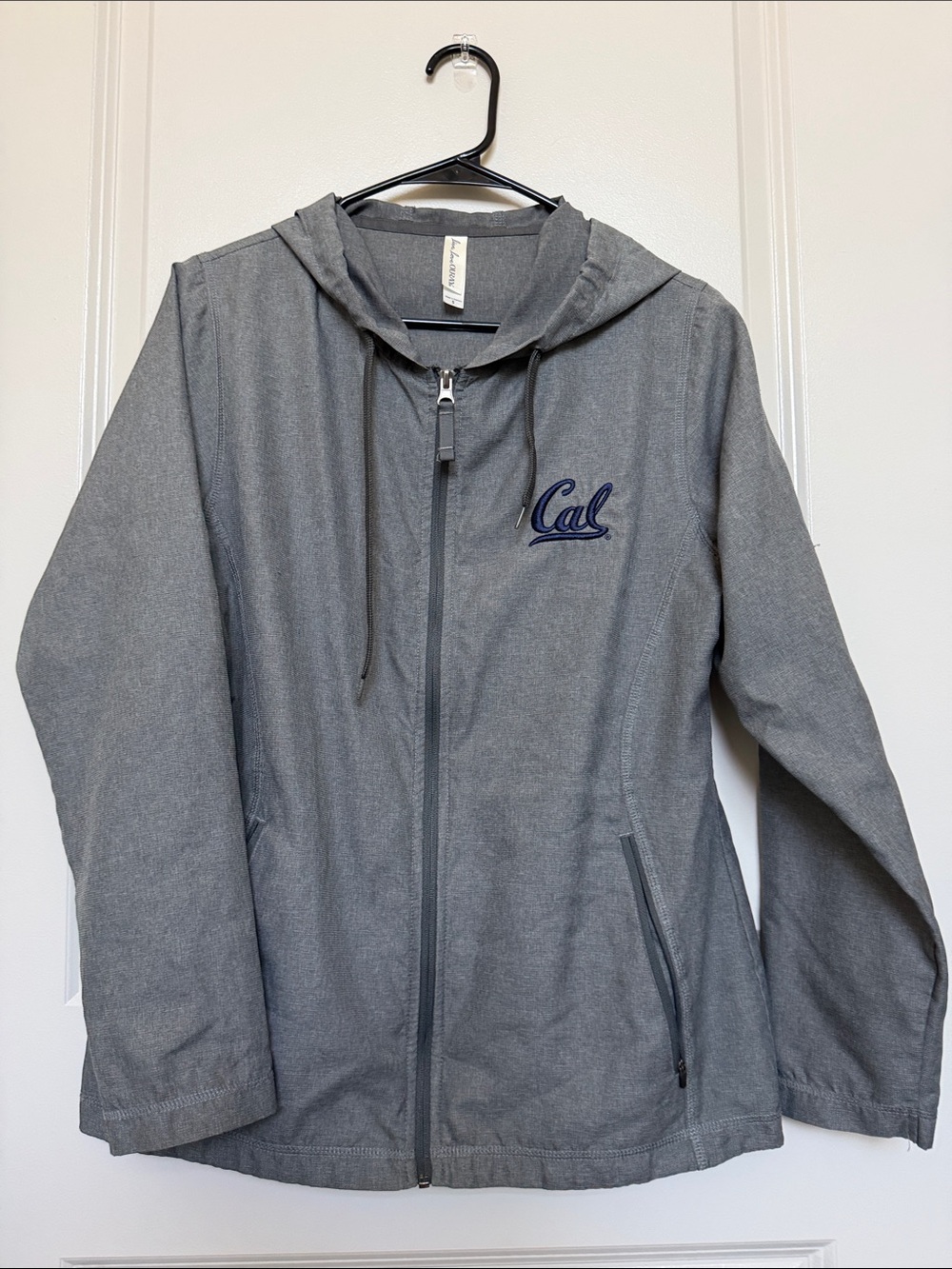 NWOT Cal Windbreaker